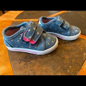 Carter’s toddler girl shoe